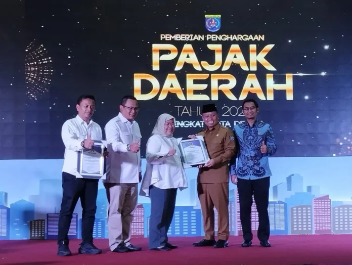 WALKOT DEPOK PAJAK