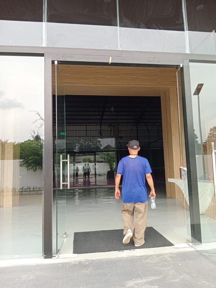 WhatsApp Image 2025-12-09 at 22.20.18 (1)