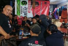 Aktivis Depok Bersatu Demo Minta Kasat Pol PP Dicopot